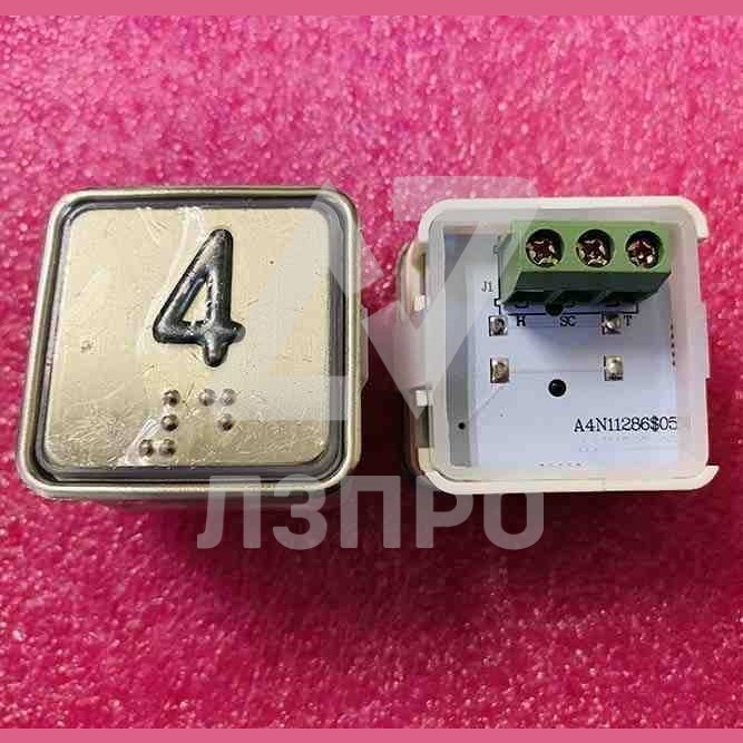 Кнопочный модуль "4" (красная подсветка, с шрифтом Брайля, A4N11286$05) KA302W-D-R-04 ЩЛЗ