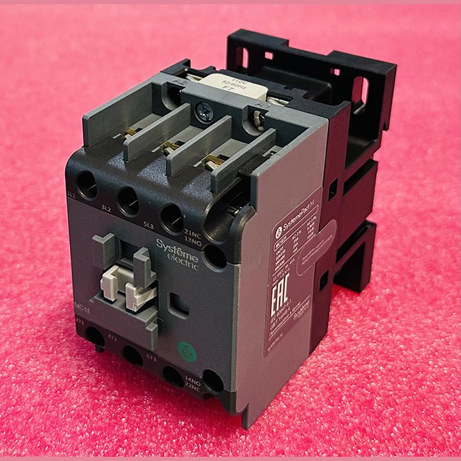Контактор 110V 3P NO+NC 25A MC1E25F7 Systeme Electric