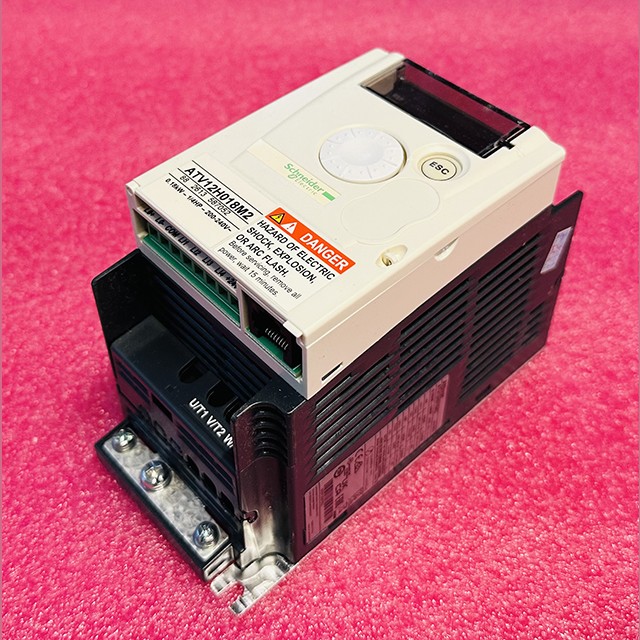 Преобразователь частоты Altivar ATV12 0,18кВт ATV12H018M2 Schneider Electric