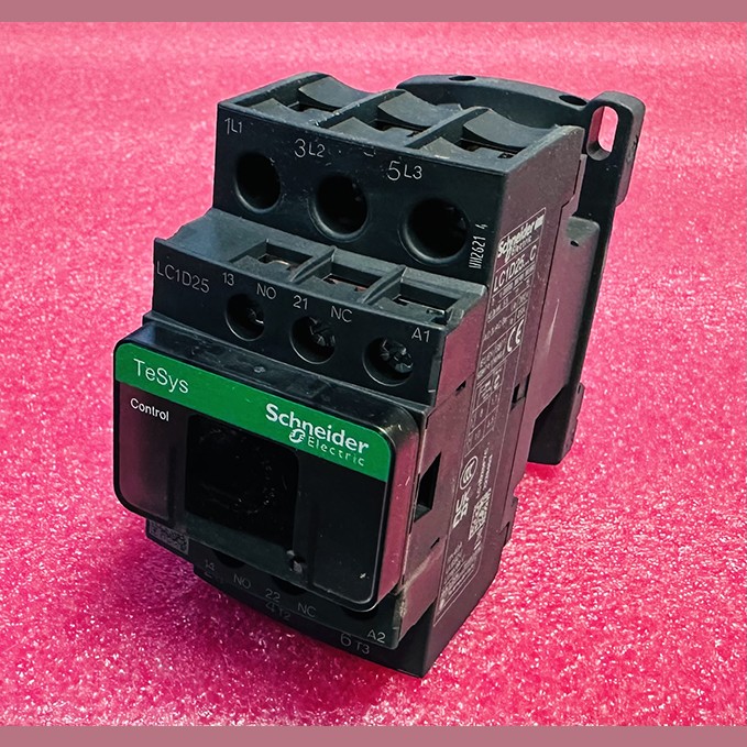 Контактор Tesys 110V 11kW LC1D25F7C Schneider Electric