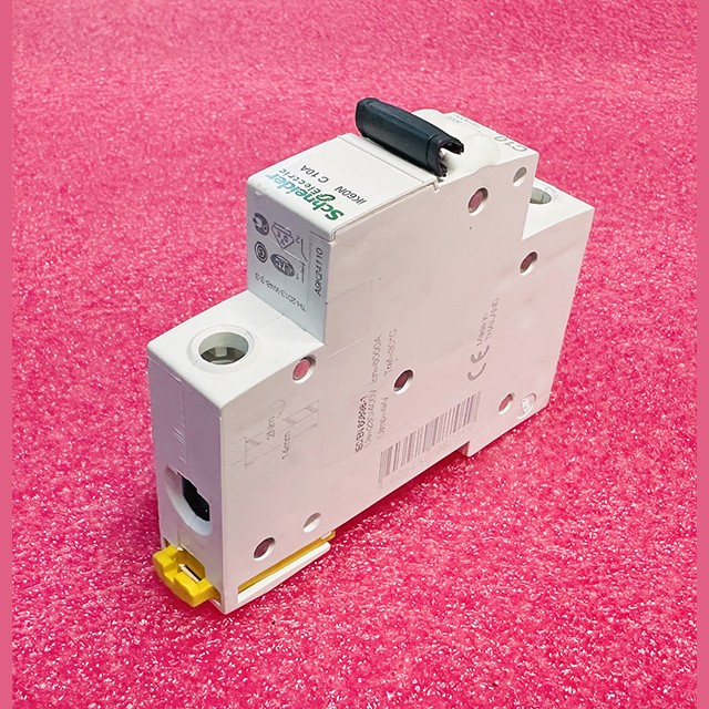Автоматический выключатель Acti9 iK60N C10А 1P 6кА A9K24110 Schneider Electric