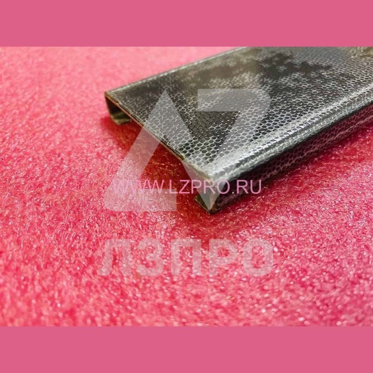 Плинтус кабины L-948 мм ZAA402DV35 Otis