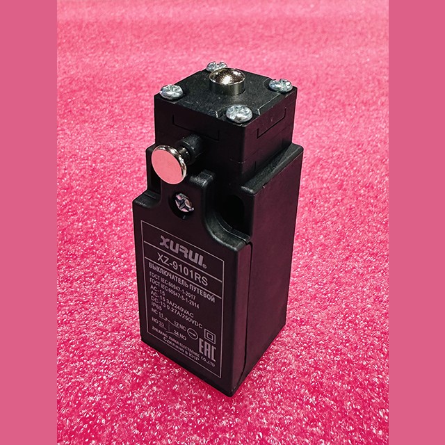 Выключатель с фиксацией XZ-9101RS XURUI