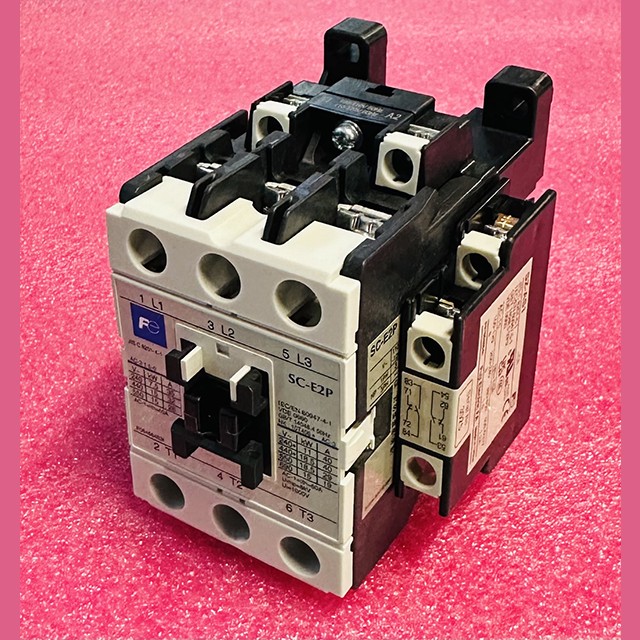 Контактор 110Vac 3P 2a2b(2NO2NC) SC-E2P Fuji Electric
