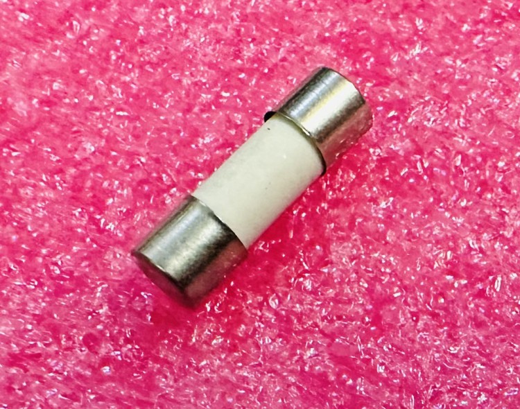 Предохранитель керамический ВП1-1 4А 250В (4,0х15мм) купить в ЛЗПРО в ...