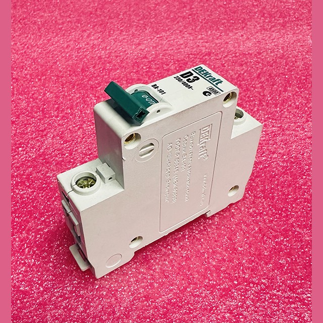 Автоматический выключатель ВА-101 1P 3А D 4.5кА DEKraft